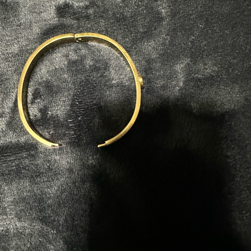 Gold Roman Numeral Bracelet - Picture 3 of 4